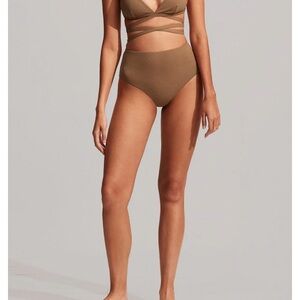 Matteau NWT high-rise bikini bottom - cinnamon crinkle